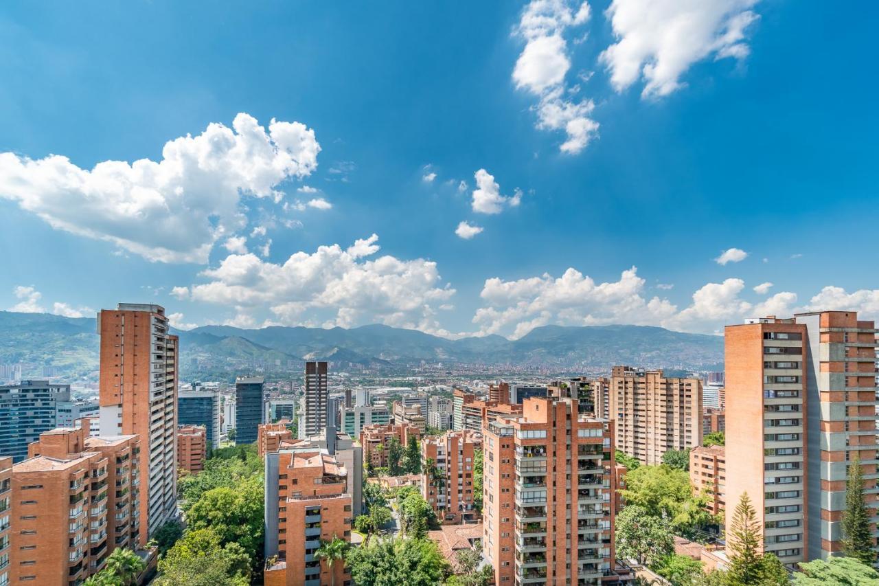 Apartamentos Poblado Alejandria By Housy Host Medellín Dış mekan fotoğraf