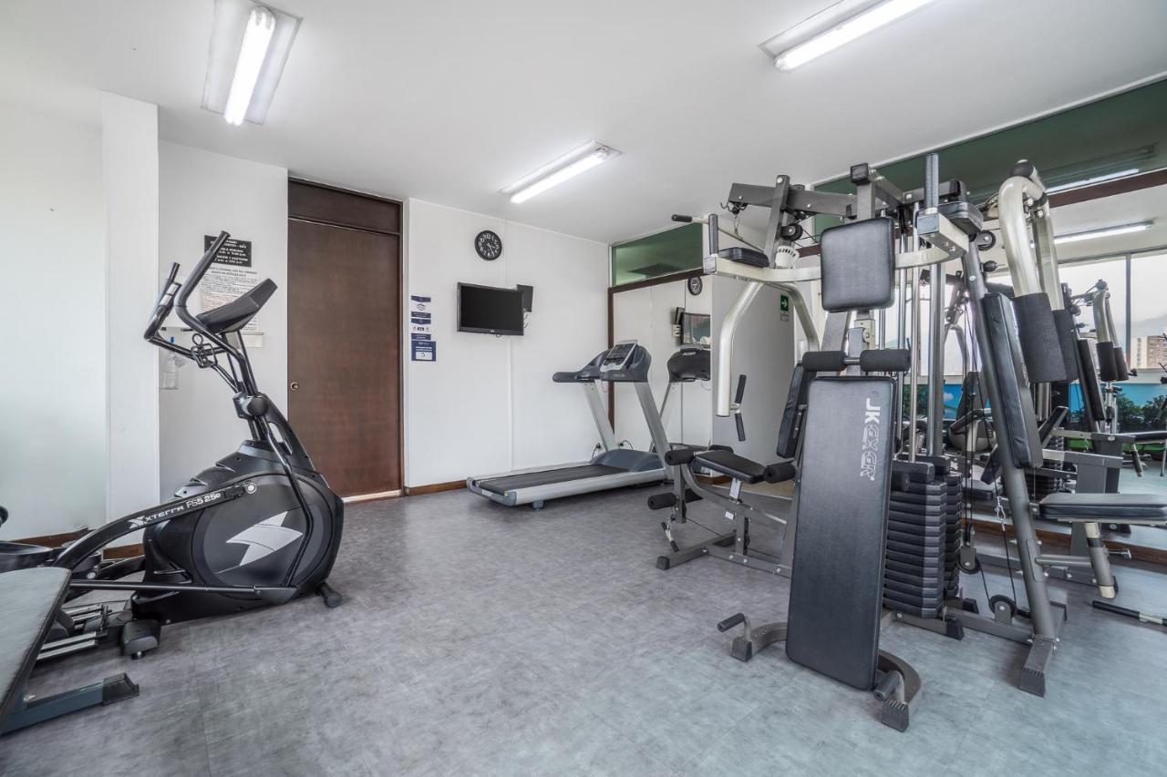 Apartamentos Poblado Alejandria By Housy Host Medellín Dış mekan fotoğraf