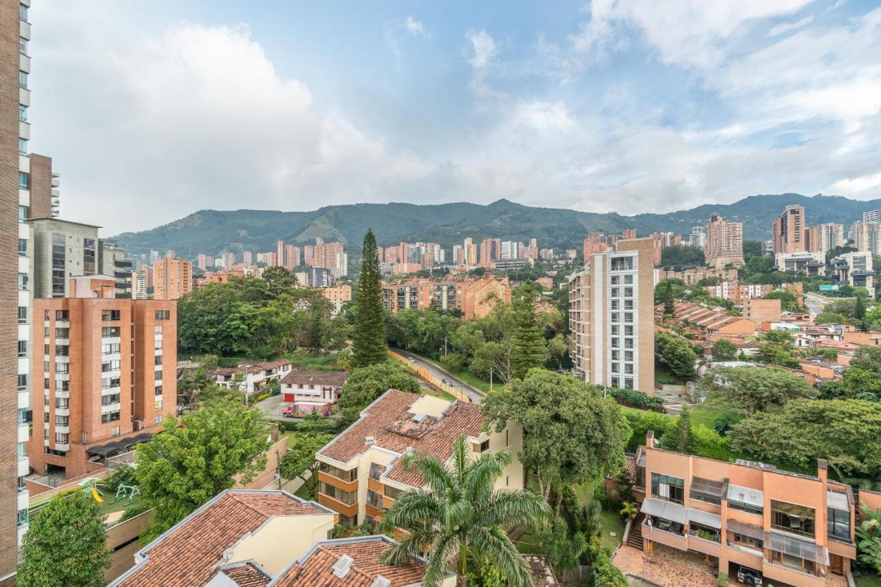 Apartamentos Poblado Alejandria By Housy Host Medellín Dış mekan fotoğraf