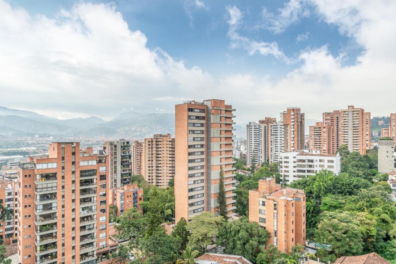 Apartamentos Poblado Alejandria By Housy Host Medellín Dış mekan fotoğraf