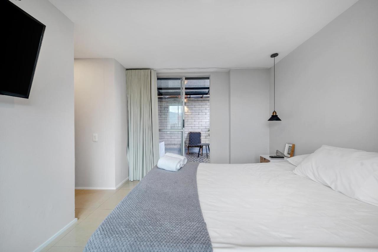Apartamentos Poblado Alejandria By Housy Host Medellín Dış mekan fotoğraf