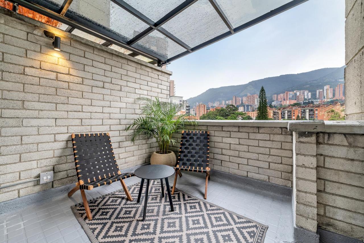 Apartamentos Poblado Alejandria By Housy Host Medellín Dış mekan fotoğraf