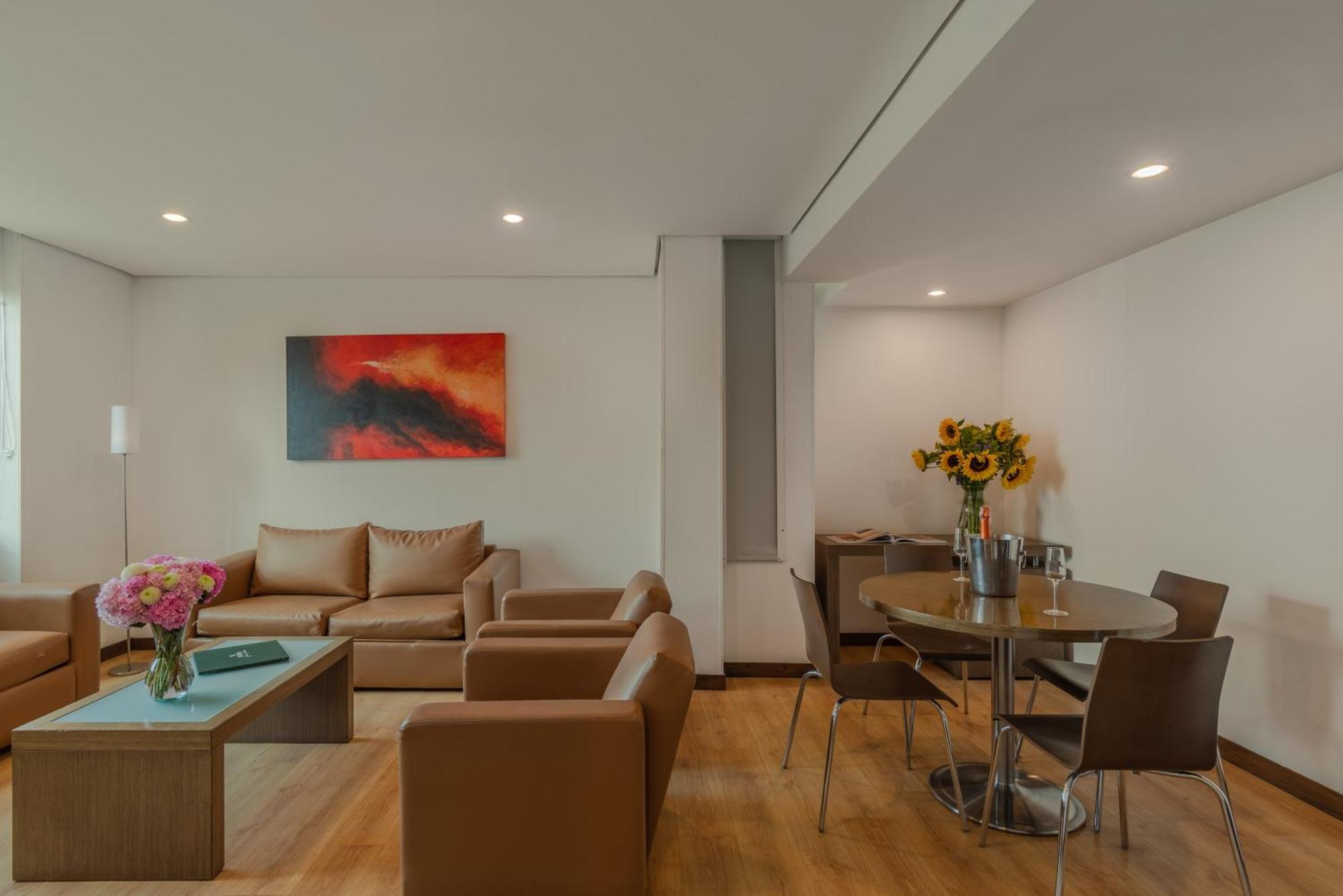 Apartamentos Poblado Alejandria By Housy Host Medellín Dış mekan fotoğraf